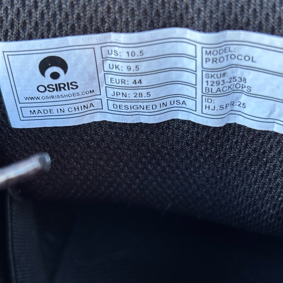 Osiris Men's Black Sneakers - Picture 4 of 4